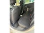 Renault Clio 0.9 TCe Eco2 Expression Auto met weinig kilometers en compleet met oa nav. en airco