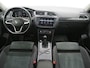 Volkswagen Tiguan 1.4 TSI eHybrid Elegance | Panoramadak | Trekhaak | Massage | 360 | Sfeerlicht | Dodehoek | Matrix | Carplay