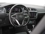 Volkswagen Tiguan 1.4 TSI eHybrid Elegance | Panoramadak | Trekhaak | Massage | 360 | Sfeerlicht | Dodehoek | Matrix | Carplay