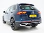 Volkswagen Tiguan 1.4 TSI eHybrid Elegance | Panoramadak | Trekhaak | Massage | 360 | Sfeerlicht | Dodehoek | Matrix | Carplay