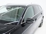 Volkswagen Passat Variant 1.5 eHybrid 204PK | Leder/Alcantara | Massage | Stoelkoeling | Trekhaak | HUD | 360 | Keyless