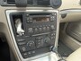 Volvo S60 2.4 Kinetic Chrono | Unieke Kilometerstand! | Stoelverwarming | Schuif/Kanteldak | Trekhaak | Climate Control | Parkeersensoren | Gelaagd Glas