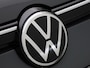 Volkswagen Golf 1.5 TSI Life 131 PK | Stoelverwarming | Stuurwielverwarming | Parkeersensoren | Apple CarPlay | Android auto | Adaptive Cruise Control | Climate Control | Digital cockpit | LED | 16'' lichtmetalen velgen |