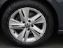 Volkswagen Golf 1.5 TSI Life 131 PK | Stoelverwarming | Stuurwielverwarming | Parkeersensoren | Apple CarPlay | Android auto | Adaptive Cruise Control | Climate Control | Digital cockpit | LED | 16'' lichtmetalen velgen |