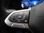Volkswagen Golf 1.5 TSI Life 131 PK | Stoelverwarming | Stuurwielverwarming | Parkeersensoren | Apple CarPlay | Android auto | Adaptive Cruise Control | Climate Control | Digital cockpit | LED | 16'' lichtmetalen velgen |