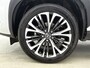 Toyota Yaris Cross 1.5 Hybrid Executive | BTW voertuig | Head-Up Display | Dodehoek detectie | Stoelverwarming | Parkeersensoren voor+achter | Apple CarPlay/Android Auto | Cruise Control Adaptive |