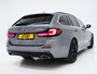 BMW 5-Serie Touring 530e | Leder | Trekhaak | 360 | Adaptive Cruise | Dodehoek | Stoelverwarming | Carplay