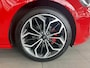 Ford Focus 1.0 EcoBoost Hybrid 125 pk ST Line X Panoramadak - Groot navigatie - 18inch LM Velgen - Driver Assistance Pack - Winter Pack - Race Red