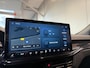 Ford Focus 1.0 EcoBoost Hybrid 125 pk ST Line X Panoramadak - Groot navigatie - 18inch LM Velgen - Driver Assistance Pack - Winter Pack - Race Red