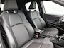 Toyota Yaris 1.5 Hybrid Executive + | Dealer Onderhouden | JBL | Head-Up Display | Dodehoek detectie | Stoel+stuurverwarming | Parkeersensoren voor+achter | Apple CarPlay/Android Auto | Cruise Control Adaptive |