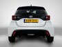 Toyota Yaris 1.5 Hybrid Executive + | Dealer Onderhouden | JBL | Head-Up Display | Dodehoek detectie | Stoel+stuurverwarming | Parkeersensoren voor+achter | Apple CarPlay/Android Auto | Cruise Control Adaptive |