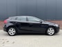 Volvo V40 1.6 T3 Momentum | Bluetooth | Camera | Cruise