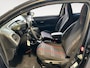 Peugeot 108 1.0 VTi Allure Automaat | Airconditioning | Elektrisch Bedienbare Buitenspiegels | Achteruitrijcamera | 15" Lichtmetalen Velgen | Bluetooth | Bestuurdersstoel In Hoogte Verstelbaar|