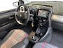 Peugeot 108 1.0 VTi Allure Automaat | Airconditioning | Elektrisch Bedienbare Buitenspiegels | Achteruitrijcamera | 15" Lichtmetalen Velgen | Bluetooth | Bestuurdersstoel In Hoogte Verstelbaar|