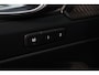 Volvo XC40 2.0 B4 Plus Dark | Panoramadak | Trekhaak | BLIS |
