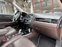 Mitsubishi Outlander 2.0 PHEV instyle+ | Org. NL | NAP | Dealer Onderhoud | AWD | Trekhaak | Pano | Keyless | Leder | 360 camera | PDC |