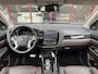 Mitsubishi Outlander 2.0 PHEV instyle+ | Org. NL | NAP | Dealer Onderhoud | AWD | Trekhaak | Pano | Keyless | Leder | 360 camera | PDC |