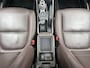 Mitsubishi Outlander 2.0 PHEV instyle+ | Org. NL | NAP | Dealer Onderhoud | AWD | Trekhaak | Pano | Keyless | Leder | 360 camera | PDC |