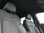 Audi Q8 e-tron 55 Quattro S Line 114 kWh 408pk Dealer O.H. | Trekhaak Afn. | Luchtvering | Adaptive Cruise | Head Up | Matrix LED | Camera | Alcantara Sportstoelen Verwarmd | Sfeerverlichting | Keyless | Navigatie | Virtual | DAB |