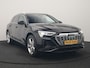 Audi Q8 e-tron 55 Quattro S Line 114 kWh 408pk Dealer O.H. | Trekhaak Afn. | Luchtvering | Adaptive Cruise | Head Up | Matrix LED | Camera | Alcantara Sportstoelen Verwarmd | Sfeerverlichting | Keyless | Navigatie | Virtual | DAB |