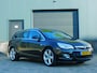 Opel Astra Sports Tourer 1.6 Turbo Cosmo STOELVERW! STUURVERW! AIRCO! BLUETOOTH! NAVI! CRUISE!