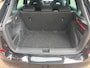 Skoda Kamiq 1.0 TSI Sport Business. vele Opties. Wij zijn altijd de goedkoopste met de beste Vakgarage BOVAG service.