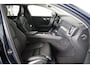 Volvo V60 2.0 B4 Ultimate Dark / Opendak /Leder / HUD / Pilot Assist / HarmanKardon / CarPlay