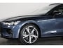 Volvo V60 2.0 B4 Ultimate Dark / Opendak /Leder / HUD / Pilot Assist / HarmanKardon / CarPlay