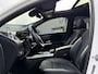 Mercedes-Benz GLA 200 AMG-Line | Panodak | Trekhaak | CarPlay |