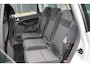 Ford C-Max 2.0-16V Ghia