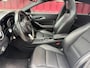 Mercedes-Benz CLA Shooting Brake 180 OrangeArt Edition // AMG Line // Automaat // Leer // Pano