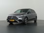 Mercedes-Benz B-klasse 250e Business Solution AMG | Panoramaschuifdak | Night | Winter pakket | Trekhaak | Stoelverwarming |
