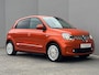 Renault Twingo Z.E. R80 Série Limitée Vibes / Dealer onderhouden / Accu SoH 93,86 % / 3 fase laden / Navigatie / Camera / Stoelverwarming / 16" LM wielen /