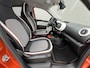 Renault Twingo Z.E. R80 Série Limitée Vibes / Dealer onderhouden / Accu SoH 93,86 % / 3 fase laden / Navigatie / Camera / Stoelverwarming / 16" LM wielen /