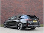 BMW 5-Serie Touring 550e xDrive | M Performance - Pano - Trekhaak