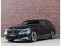 BMW 5-Serie Touring 550e xDrive | M Performance - Pano - Trekhaak