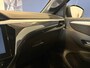 Opel Corsa 1.2 Turbo Ultimate VOORRAAD VOORDEEL | Infotaiment pakket | Suede bekleding | Apple Carplay en adroid | Zwart dak