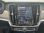 Volvo V90 T8 Plug-in hybrid AWD Ultra Dark | Luchtvering | Bowers & Wilkins | Massagestoelen | Panoramadak | Trekhaak |