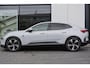 Polestar 4 Long Range Dual motor Plus 100 kWh Harman/Kardon Premium Sound | Head-Up Display | Pixel-LED Koplampen | Elektrisch bedienbare achterklep | Elektrisch verstelbare Achterstoelen | Pilot Assist | Lane Change Assist