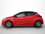 Toyota Yaris 1.5 Hybrid Launch Edition | Dealer Onderhouden | JBL | Head-Up Display | Dodehoek detectie | Parkeersensoren voor+achter | Stoelverwarming | Draadloze telefoonlader | Navigatie | Apple CarPlay/Android Auto |