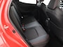 Toyota Yaris 1.5 Hybrid Launch Edition | Dealer Onderhouden | JBL | Head-Up Display | Dodehoek detectie | Parkeersensoren voor+achter | Stoelverwarming | Draadloze telefoonlader | Navigatie | Apple CarPlay/Android Auto |