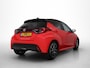 Toyota Yaris 1.5 Hybrid Launch Edition | Dealer Onderhouden | JBL | Head-Up Display | Dodehoek detectie | Parkeersensoren voor+achter | Stoelverwarming | Draadloze telefoonlader | Navigatie | Apple CarPlay/Android Auto |