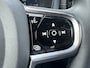 Volvo XC60 2.0 T6 350 Pk AWD Ultimate Black Edition Luchtvering Bowers en Wilkins Trekhaak Head Up Panoramdak Elek Sportstoelen 21 Inch Velgen 360 Camera Apple Carplay Android Auto Stuurverwarming Vol opties