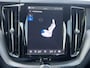 Volvo XC60 2.0 T6 350 Pk AWD Ultimate Black Edition Luchtvering Bowers en Wilkins Trekhaak Head Up Panoramdak Elek Sportstoelen 21 Inch Velgen 360 Camera Apple Carplay Android Auto Stuurverwarming Vol opties