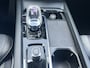 Volvo XC60 2.0 T6 350 Pk AWD Ultimate Black Edition Luchtvering Bowers en Wilkins Trekhaak Head Up Panoramdak Elek Sportstoelen 21 Inch Velgen 360 Camera Apple Carplay Android Auto Stuurverwarming Vol opties