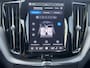 Volvo XC60 2.0 T6 350 Pk AWD Ultimate Black Edition Luchtvering Bowers en Wilkins Trekhaak Head Up Panoramdak Elek Sportstoelen 21 Inch Velgen 360 Camera Apple Carplay Android Auto Stuurverwarming Vol opties