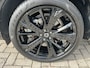 Volvo XC60 2.0 T6 350 pk Plug-in Hybrid AWD Ultimate Black Edition Luchtvering Bowers en Wilkins Trekhaak Head Up Panoramadak Elek Sportstoelen 21 Inch Velgen 360 Camera Apple Carplay Android Auto Stuurverwarming Vol opties !