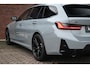 BMW 3-Serie Touring 330e xDrive M-Sport Pro Pano Trekh El-zetels 360 HUD Adp-onderstel