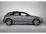 Mercedes-Benz A-klasse 180 Business Solution AMG | Nightpakket | Parkeerpakket met achteruitrijcamera | KEYLESS GO | Sfeerverlichting | MULTIBEAM LED | Extra USB-poorten | Verwarmde stoelen vooraan |