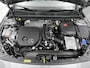 Mercedes-Benz A-klasse 180 Business Solution AMG | Nightpakket | Parkeerpakket met achteruitrijcamera | KEYLESS GO | Sfeerverlichting | MULTIBEAM LED | Extra USB-poorten | Verwarmde stoelen vooraan |